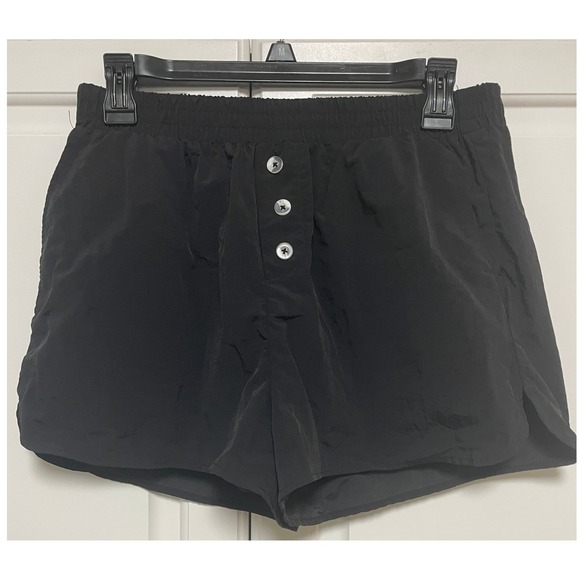 Forever 21 Black Shorts - Picture 1 of 3